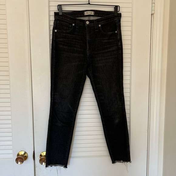 Madewell Denim - Madewell Black Gray 10 inch High Rise Skinny Jeans Raw Hem Women's size 27